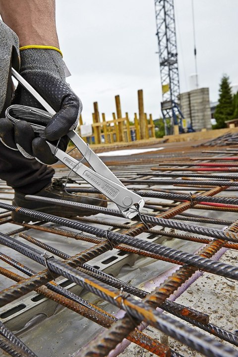 OBCĘGI ZBROJARSKIE CYNKOWANE O ZWIĘKSZONYM PRZEŁOŻENIU 300MM OBCĘGI ZBROJARSKIE CYNKOWANE O ZWIĘKSZONYM PRZEŁOŻENIU 300MM