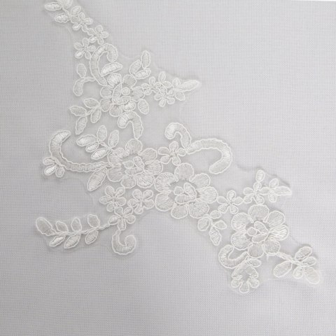 OBRUS BARI 85 X 85 CM BIAŁY EUROFIRANY OBRUS BARI 85 X 85 CM BIAŁY EUROFIRANY