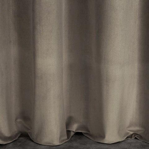 ZASŁONA GOTOWA MELANIE NA TAŚMIE 140 X 270 CM BRĄZOWY EUROFIRANY ZASŁONA GOTOWA MELANIE NA TAŚMIE 140 X 270 CM BRĄZOWY EUROFIRANY