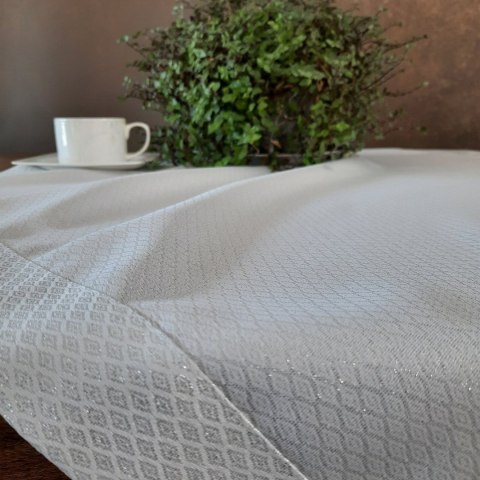 OBRUS JOWITA 40 X 200 CM BIAŁY EUROFIRANY OBRUS JOWITA 40 X 200 CM BIAŁY EUROFIRANY