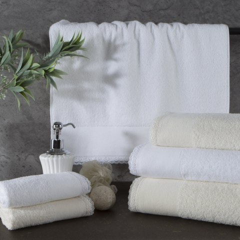 RĘCZNIK EMI (04) 50 X 90 CM BEŻOWY EUROFIRANY RĘCZNIK EMI (04) 50 X 90 CM BEŻOWY EUROFIRANY