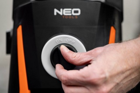 MYJKA CIŚNIENIOWA 2200W MYJKA CIŚNIENIOWA 2200W