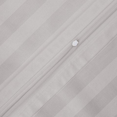 Poszewka satyna bambusowo-bawełniana STRIPE GREY/70x80 z listwą Darymex Poszewka satyna bambusowo-bawełniana STRIPE GREY/70x80 z listwą Darymex