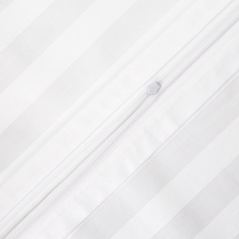 Poszewka satyna bambusowo-bawełniana STRIPE WHITE/70x80 z listwą Darymex Poszewka satyna bambusowo-bawełniana STRIPE WHITE/70x80 z listwą Darymex