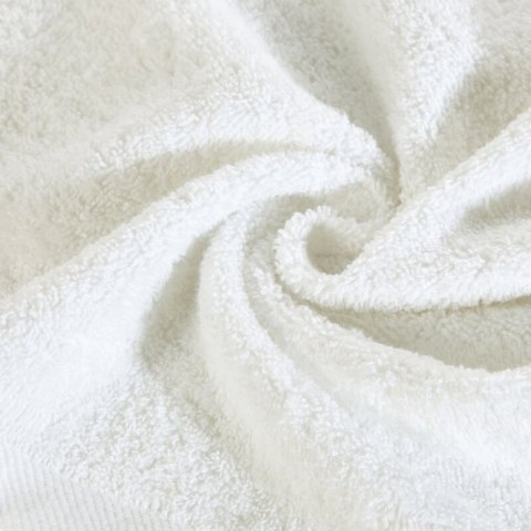 RĘCZNIK GŁADKI2 (01) 50 X 100 CM BIAŁY EUROFIRANY RĘCZNIK GŁADKI2 (01) 50 X 100 CM BIAŁY EUROFIRANY