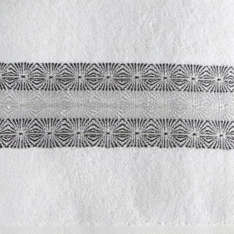 RĘCZNIK MALIKA (01) 70 X 140 CM BIAŁY EUROFIRANY RĘCZNIK MALIKA (01) 70 X 140 CM BIAŁY EUROFIRANY