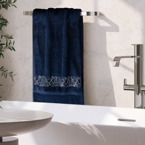 RĘCZNIK NIKA (04) 50 X 90 CM BRĄZOWY EUROFIRANY RĘCZNIK NIKA (04) 50 X 90 CM BRĄZOWY EUROFIRANY