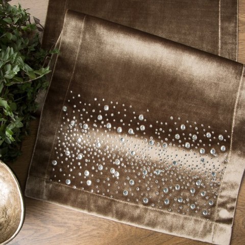OBRUS ROYAL 2 35 X 220 CM CIEMNOBEŻOWY EUROFIRANY OBRUS ROYAL 2 35 X 220 CM CIEMNOBEŻOWY EUROFIRANY